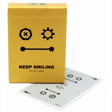 Keep Smiling Pearl Gold V2 playing cards